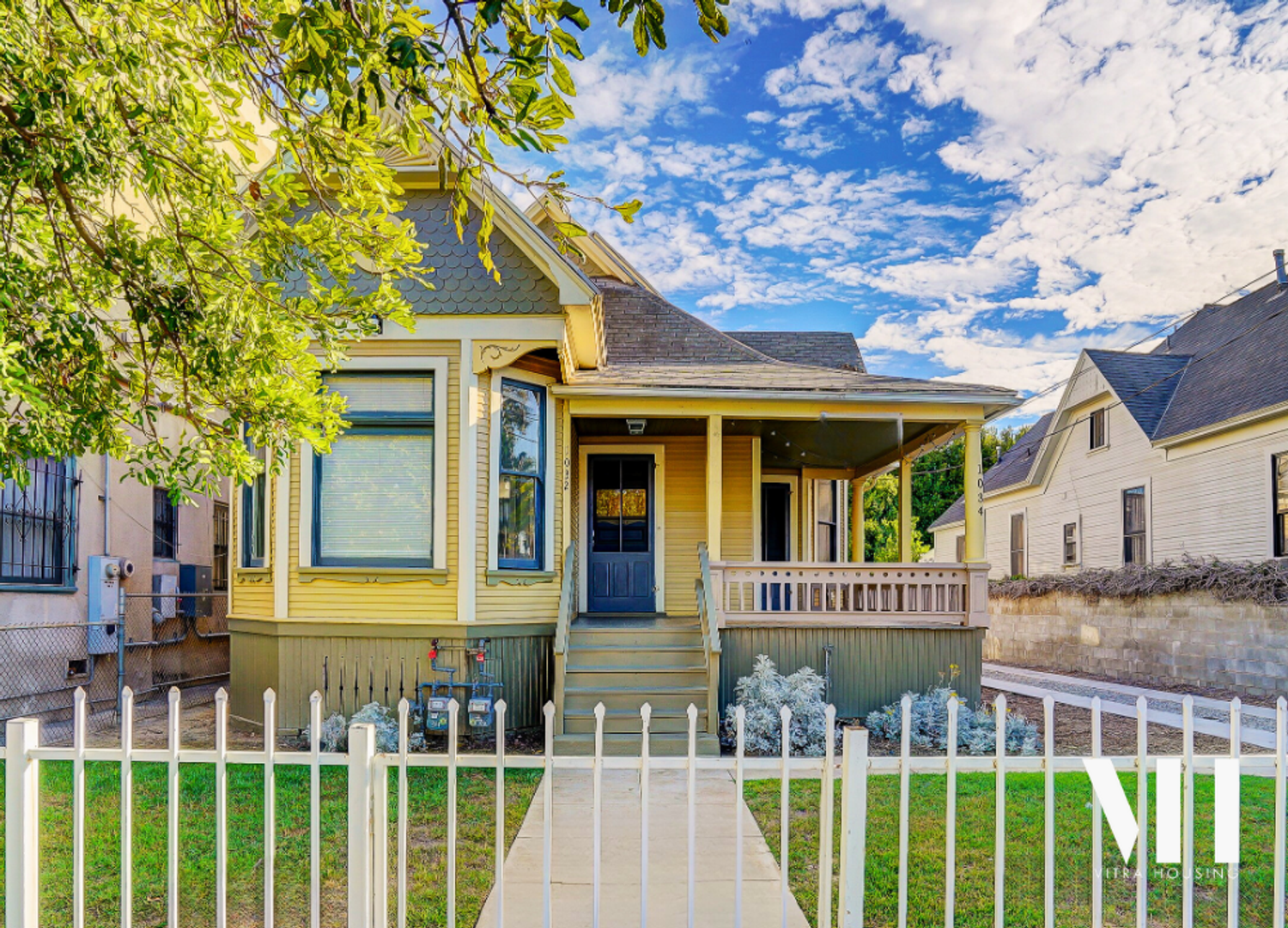 Los Angeles Apartment: 1032 W 22nd Street