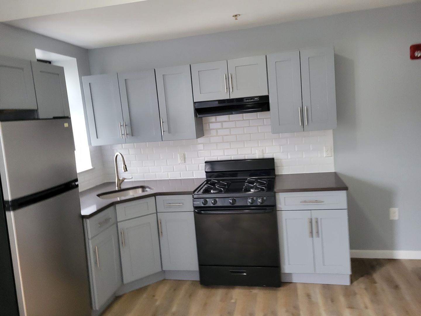 Newark Apartment: 68 Garside St