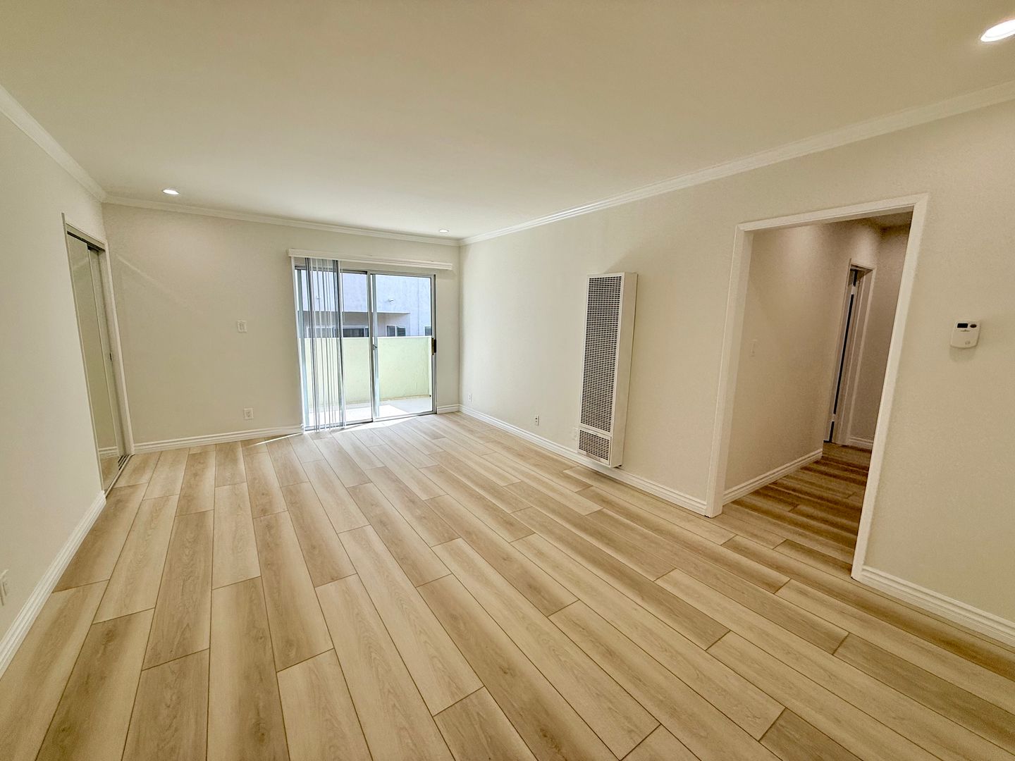 Los Angeles Apartment: 1451 Armacost Ave.,