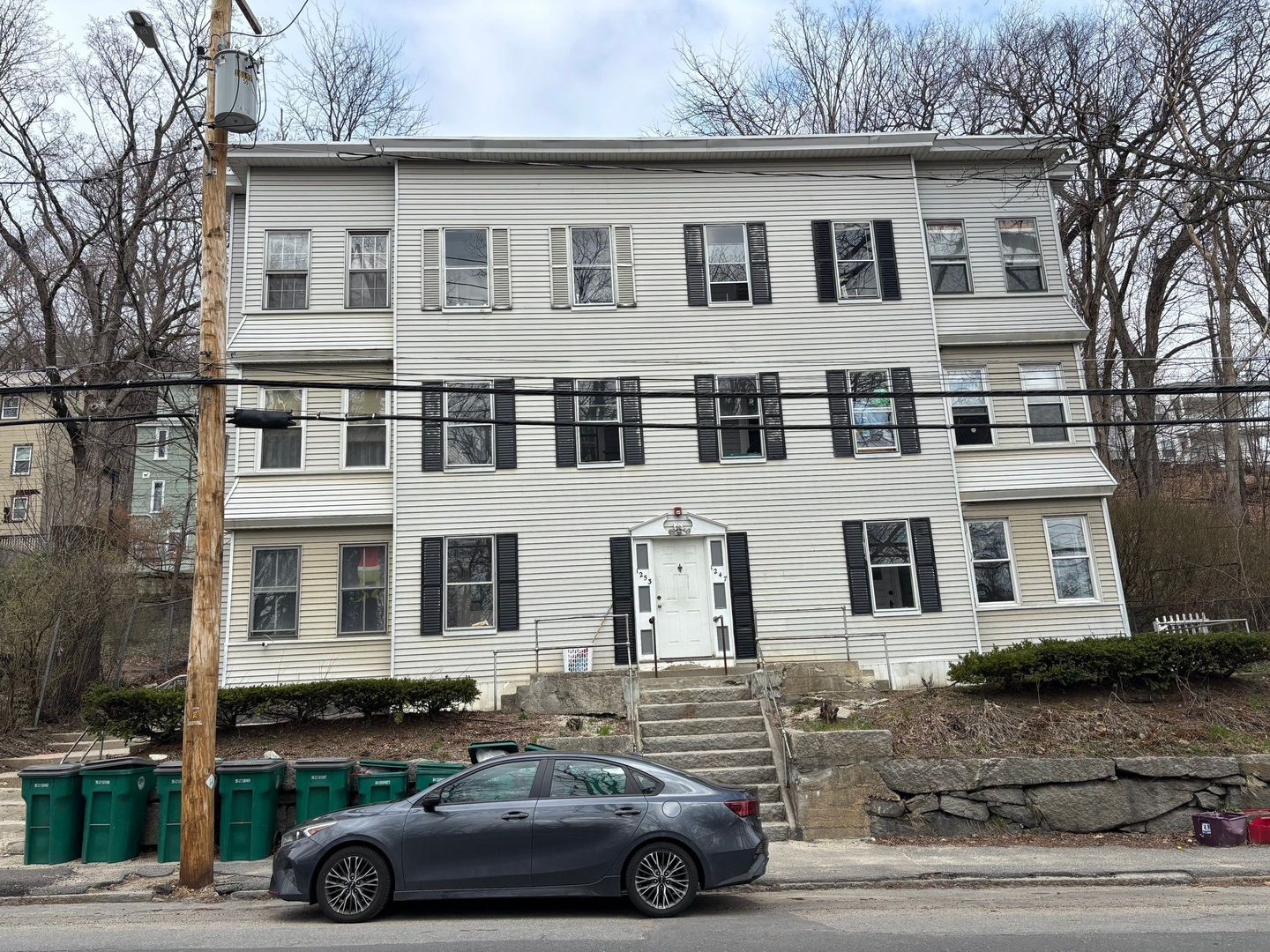 Fitchburg Apartment: 1247-1251 Main St