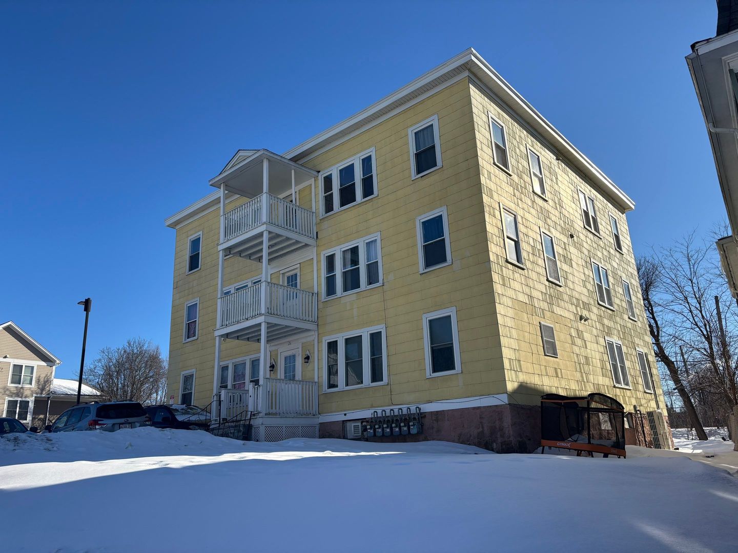 Worcester Apartment: 26 Catharine St