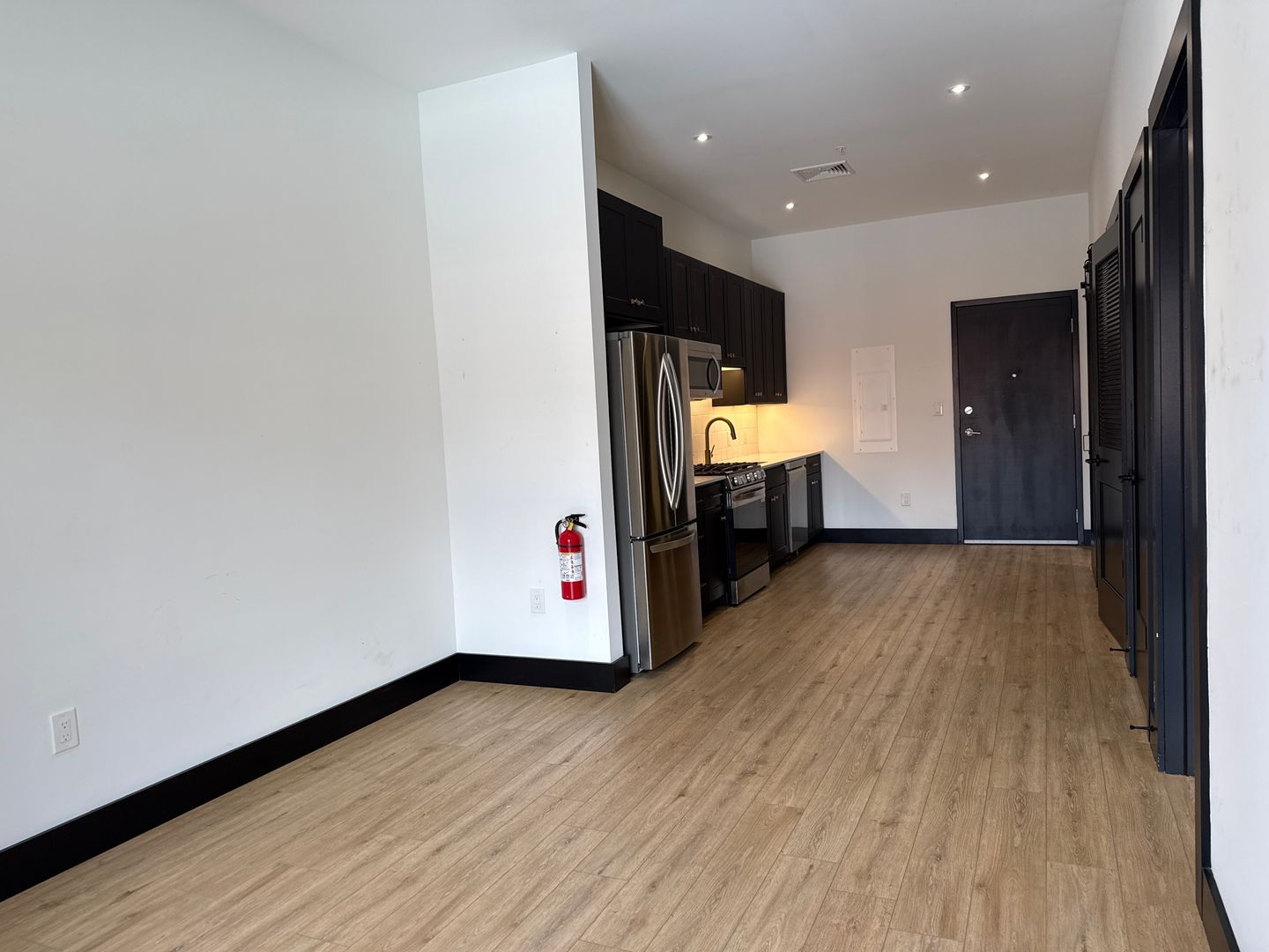 Easton Apartment: Watermark - 41 Larry Holmes Drive