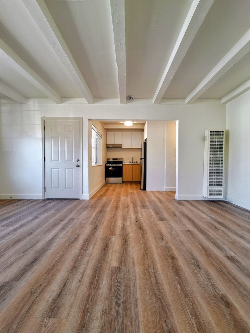 San Jose Apartment: 1652 Crucero Dr
