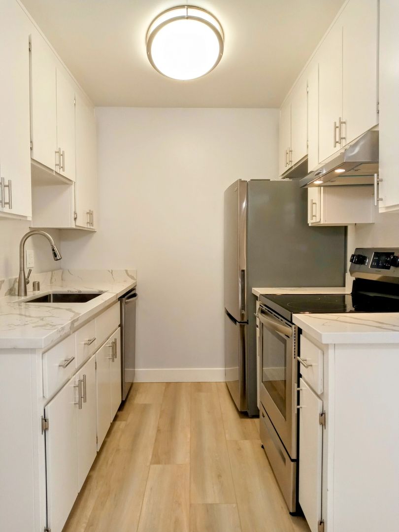 San Jose Condo: 5332 Monterey Rd #25