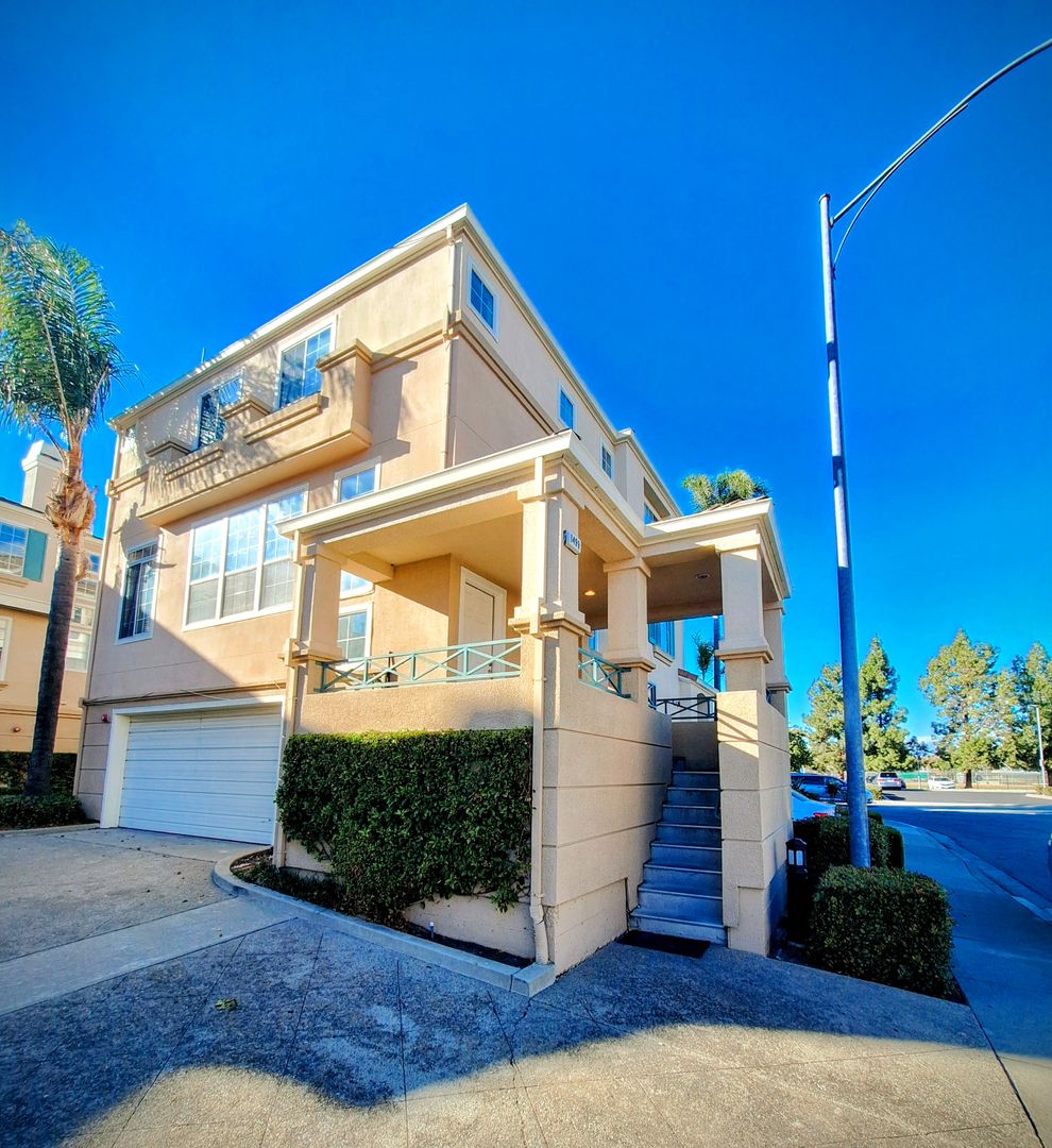 Milipitas Townhome: 1499 Gingerwood Dr