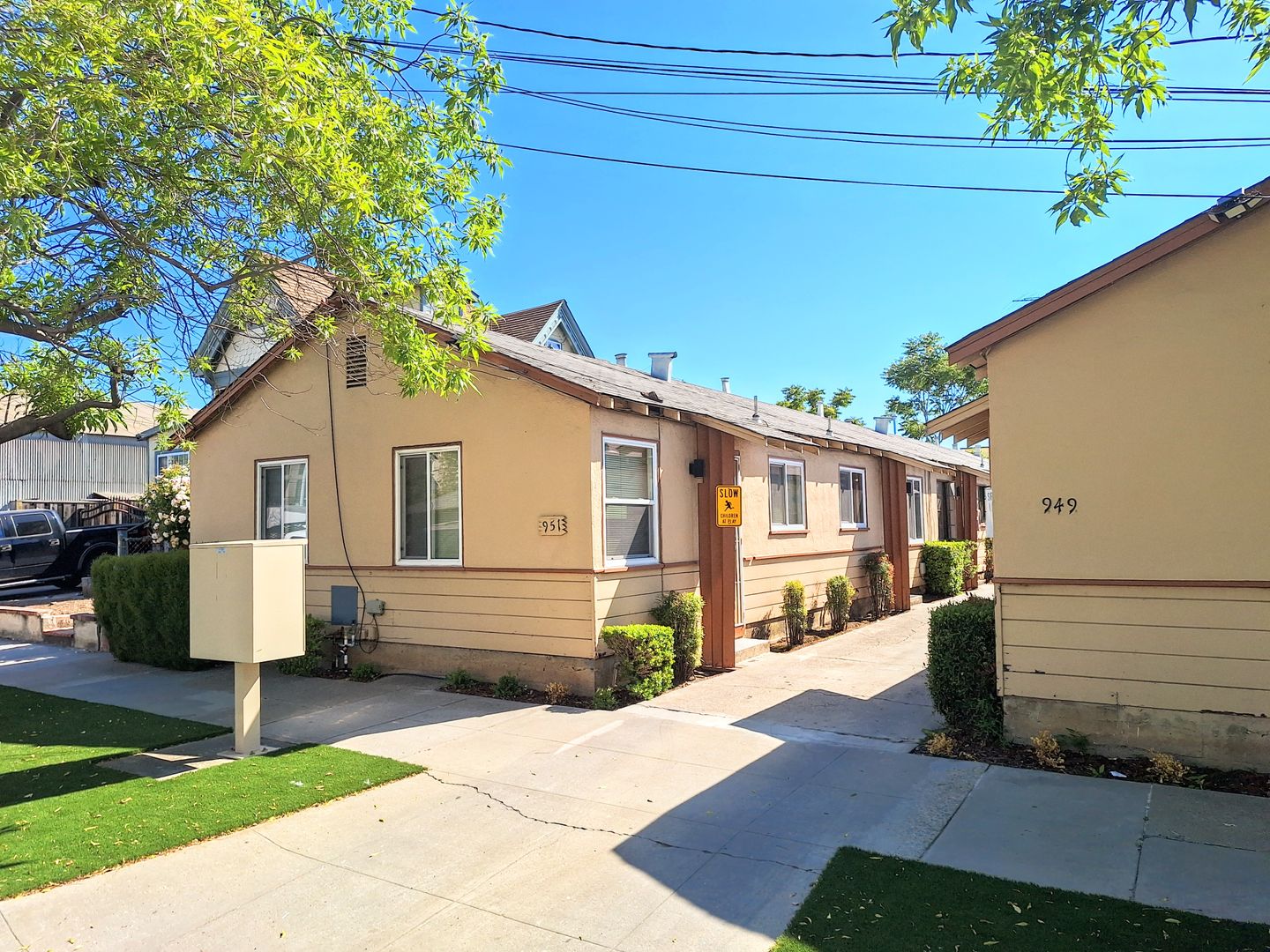 San Jose Apartment: 951 S. 3rd St #1