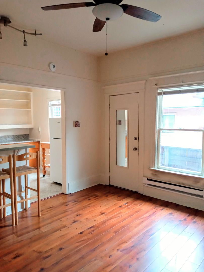 San Jose Apartment: 30 S. 8th Street 4