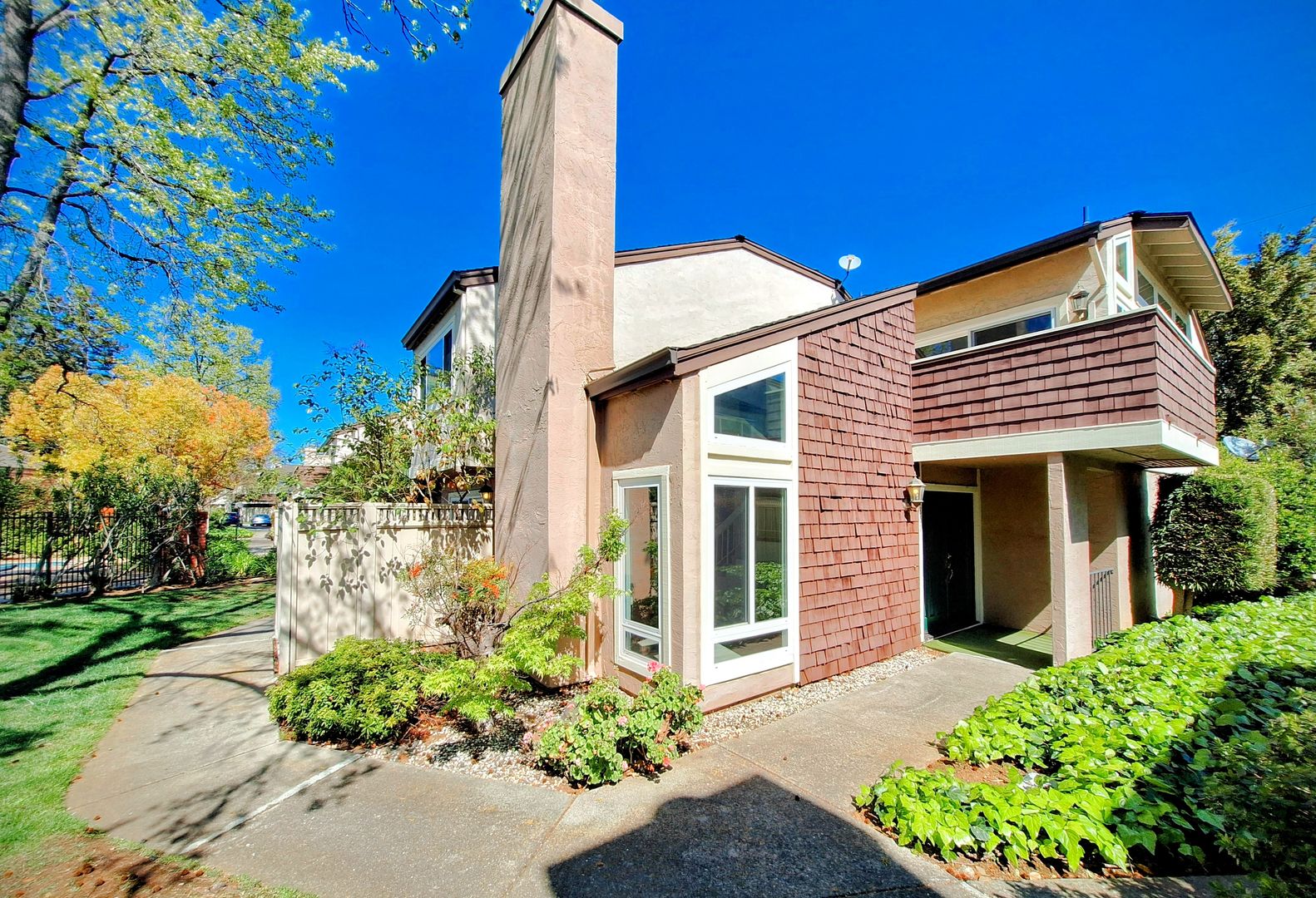 Los Gatos Townhome: 1857 Los Encantos Ct