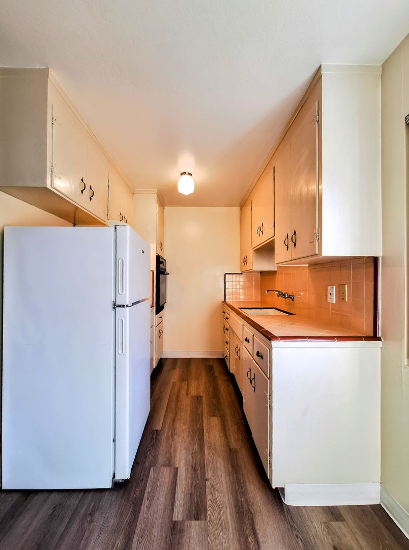 Santa Clara Apartment: 842 Los Padres Blvd #3
