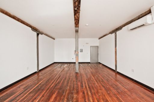 Commercial Studio / Artist Space – photo 1