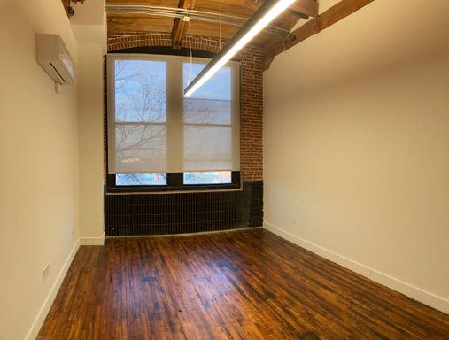 Top Floor Studio with a great view - Unit 410 – photo 1
