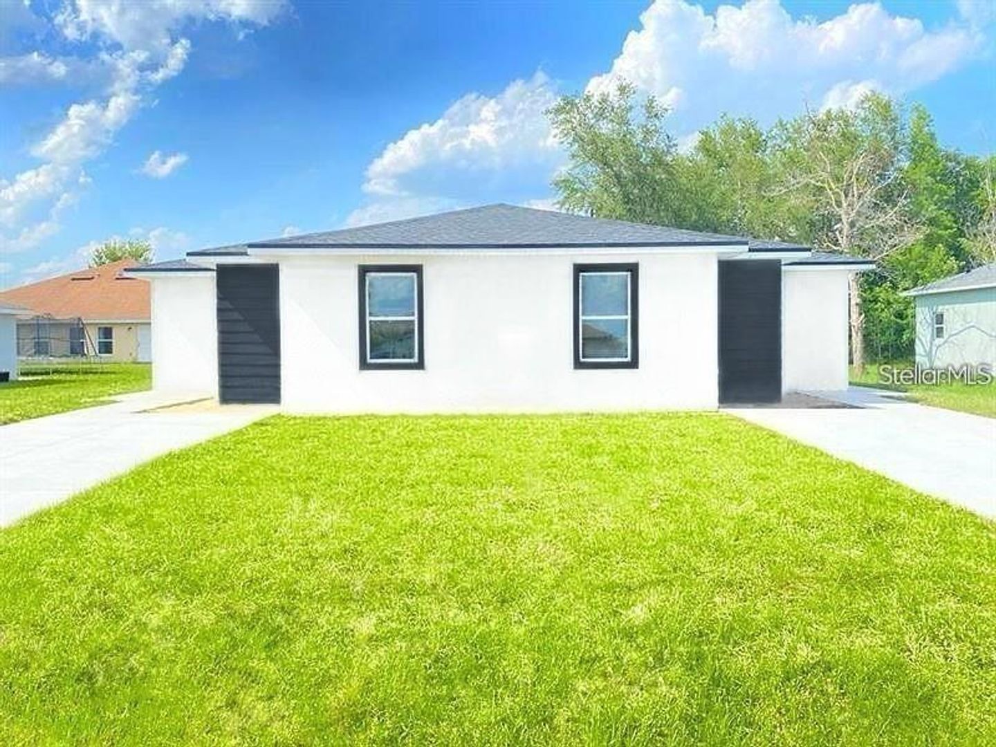 Sebring Apartment: 2115 PUFFIN STREET