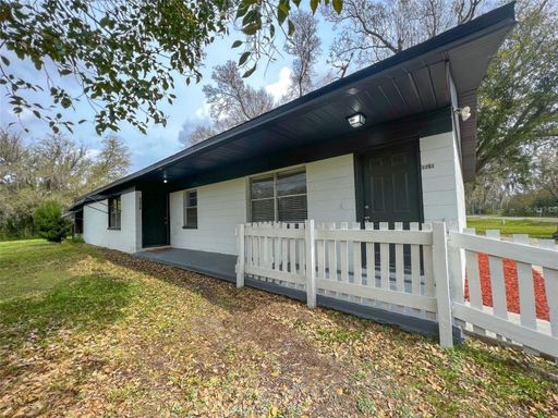 AMAZING RENTAL. 2 BEDROOMS AND 1 BATHROOM- LAKELAND FL – photo 1
