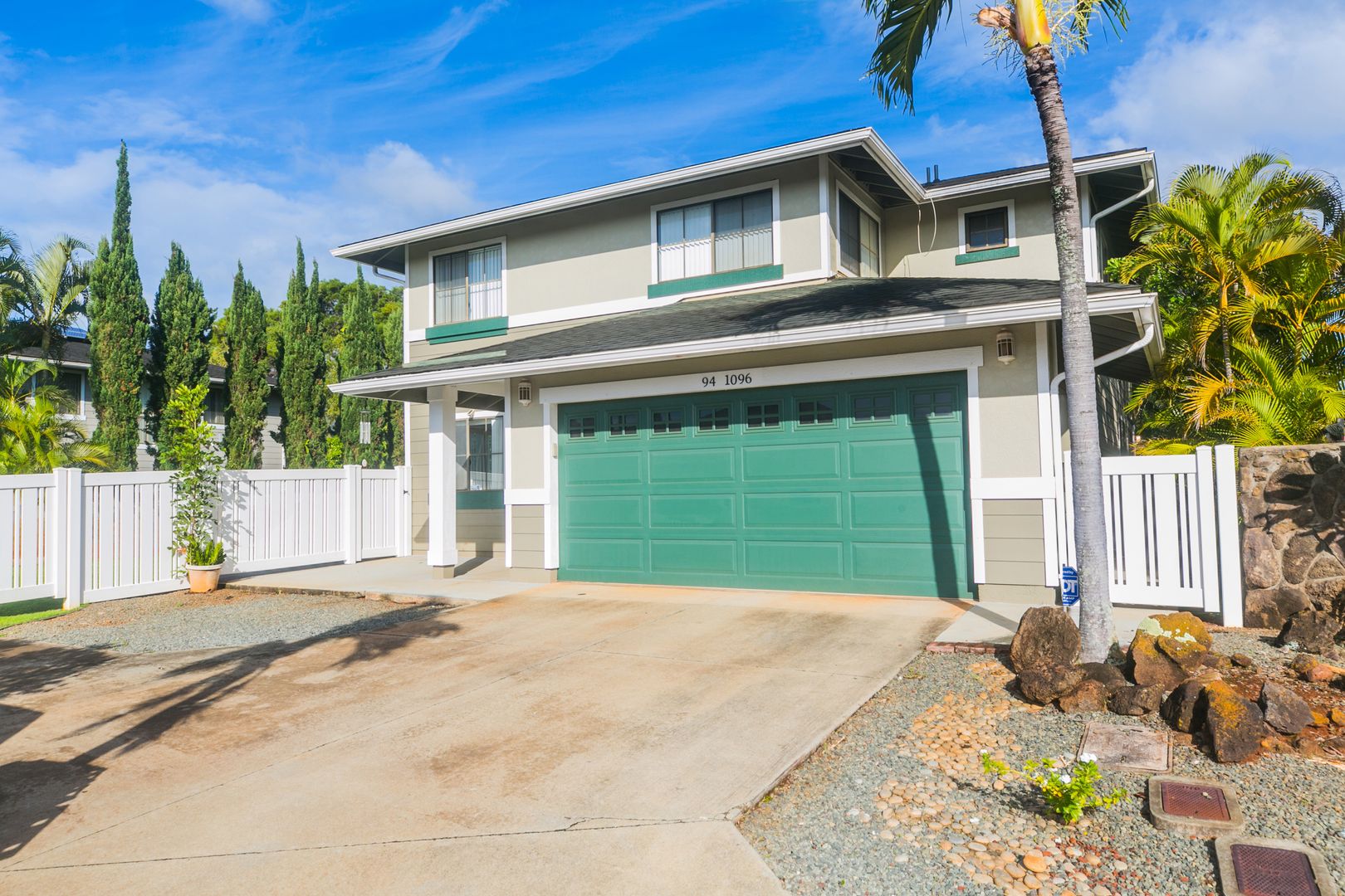 Waipahu House: 94-1096 Kapehu St.
