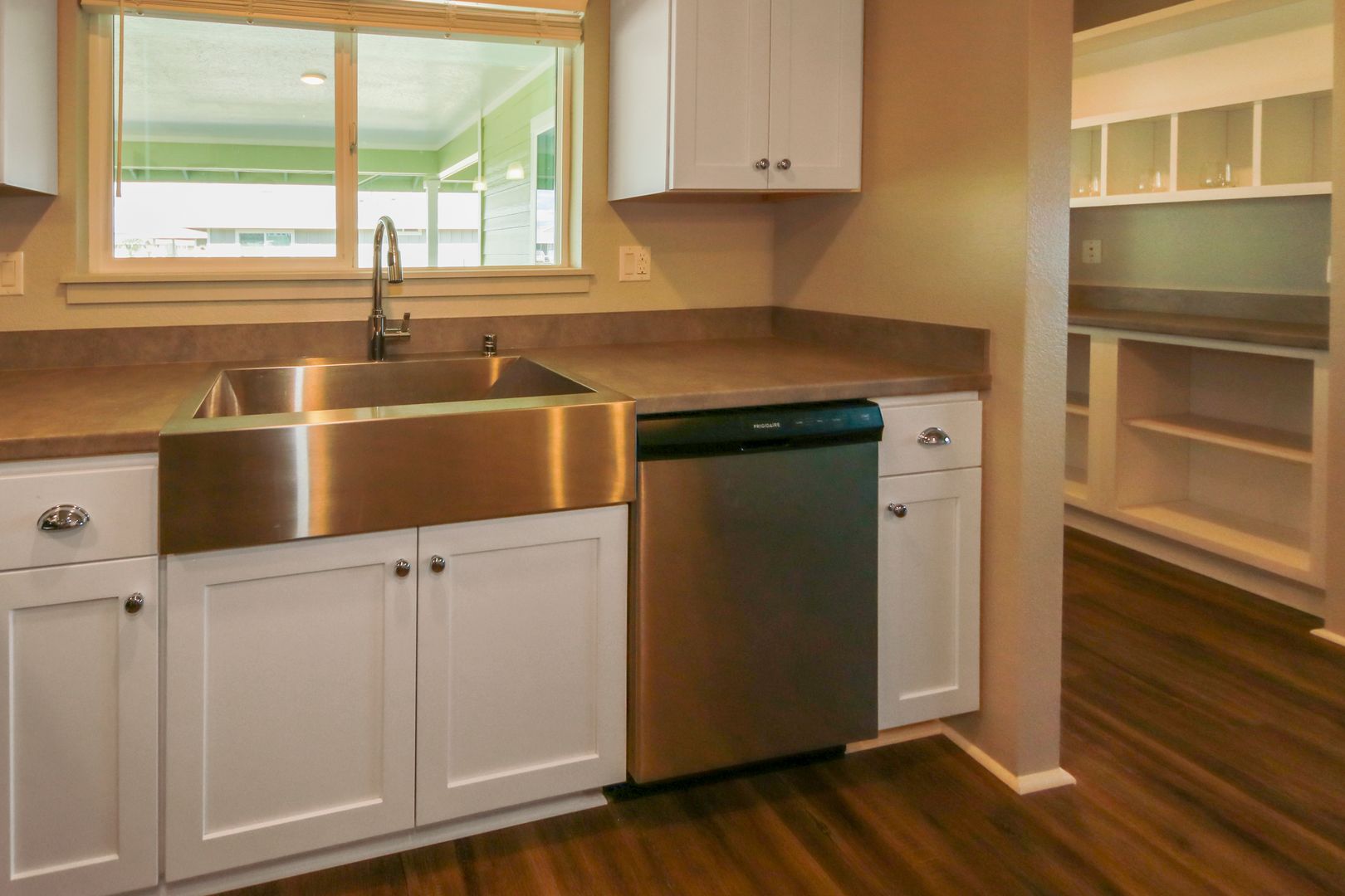 Ewa Beach House: 91-1321 Hoomahua St