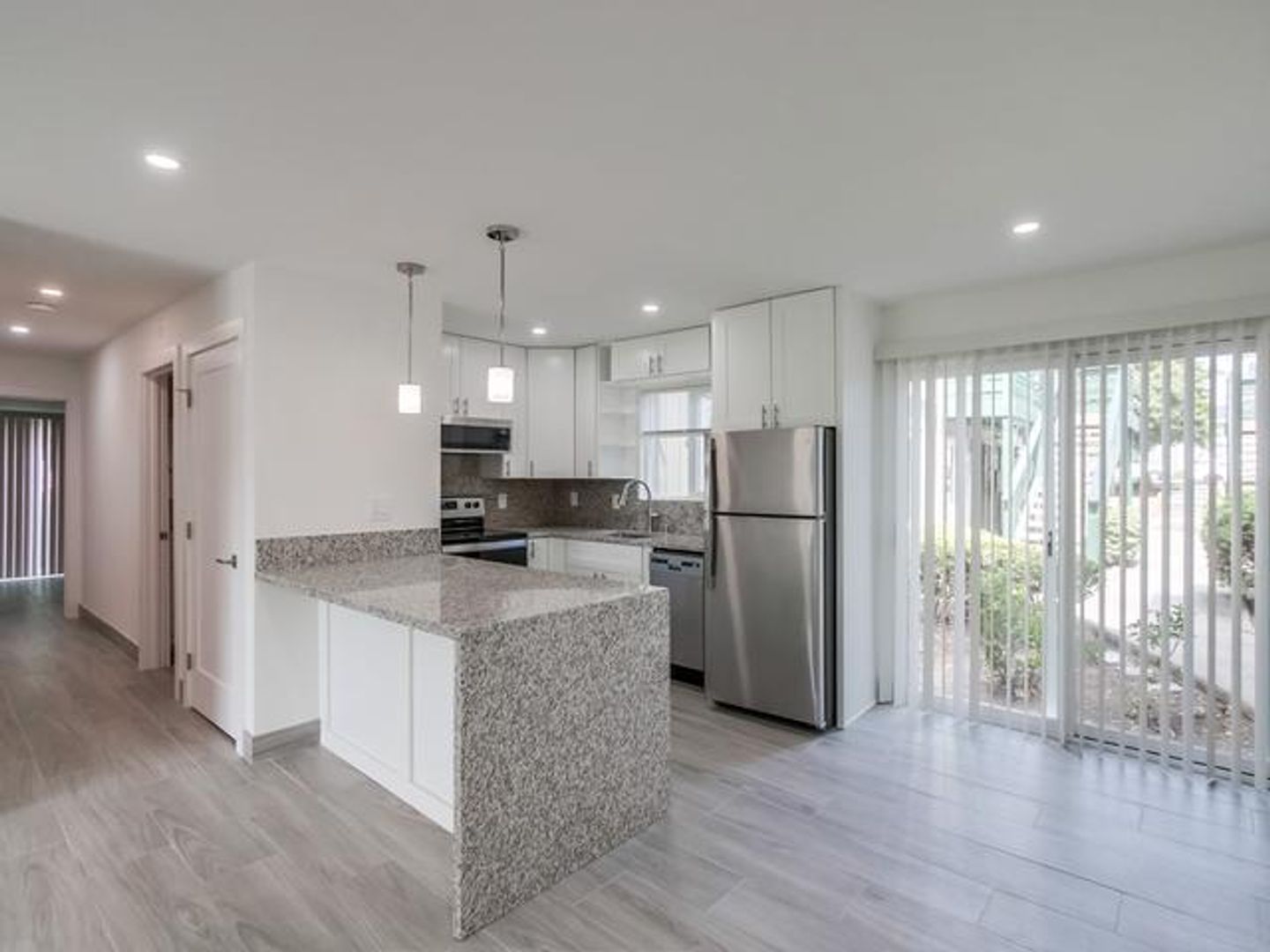 La Mesa Apartment: 3603 King Street  - J