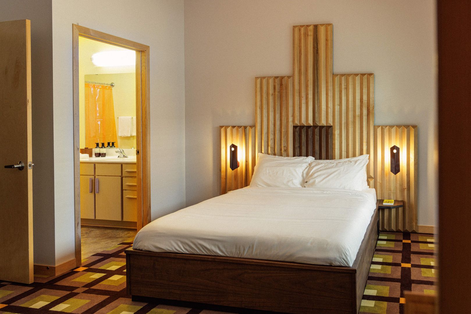 Madison Apartment: 525 East Main Street