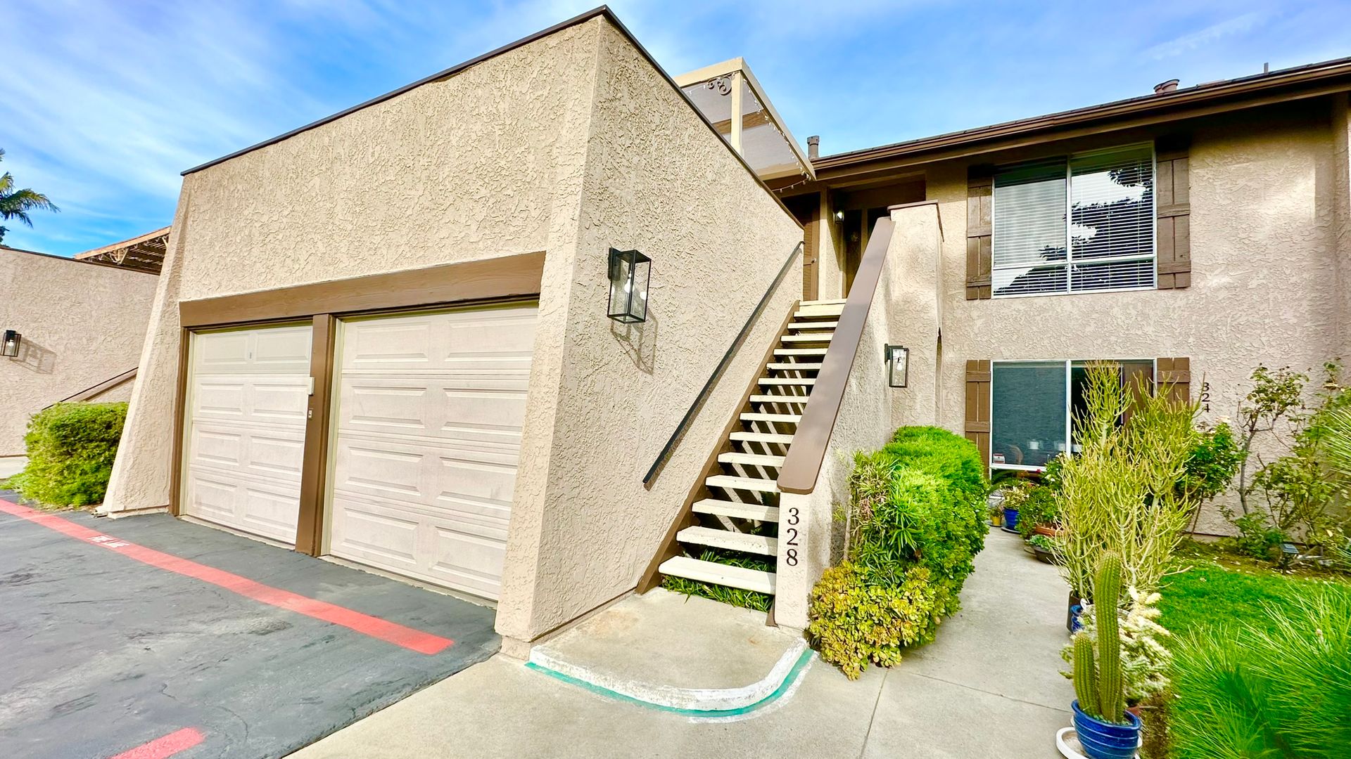 Fallbrook House: 328 Ivy Terrace