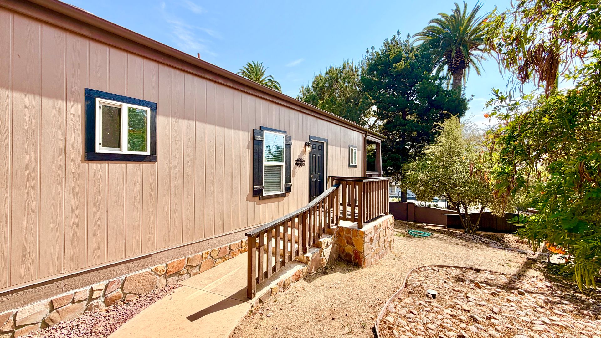 Fallbrook House: 1727 South Hill Avenue (Guest House)