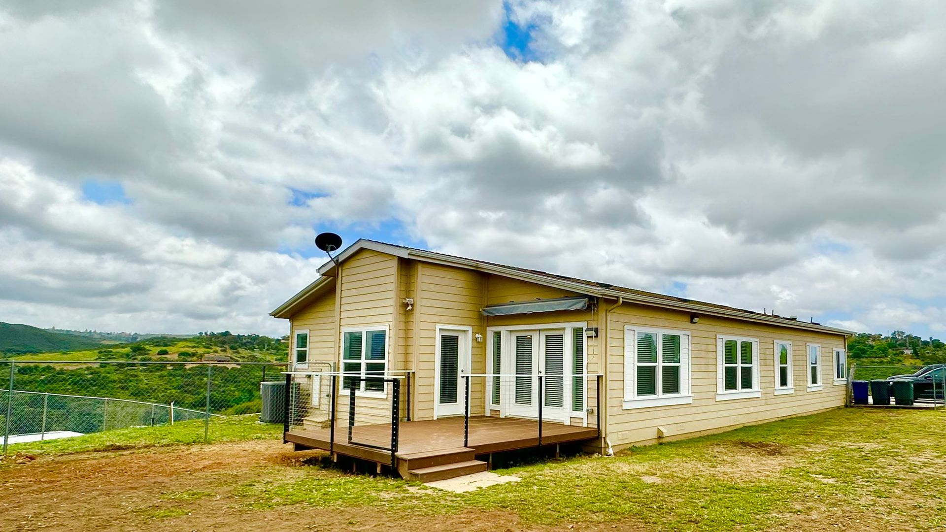 Vista House: 30375 Sagewood Road