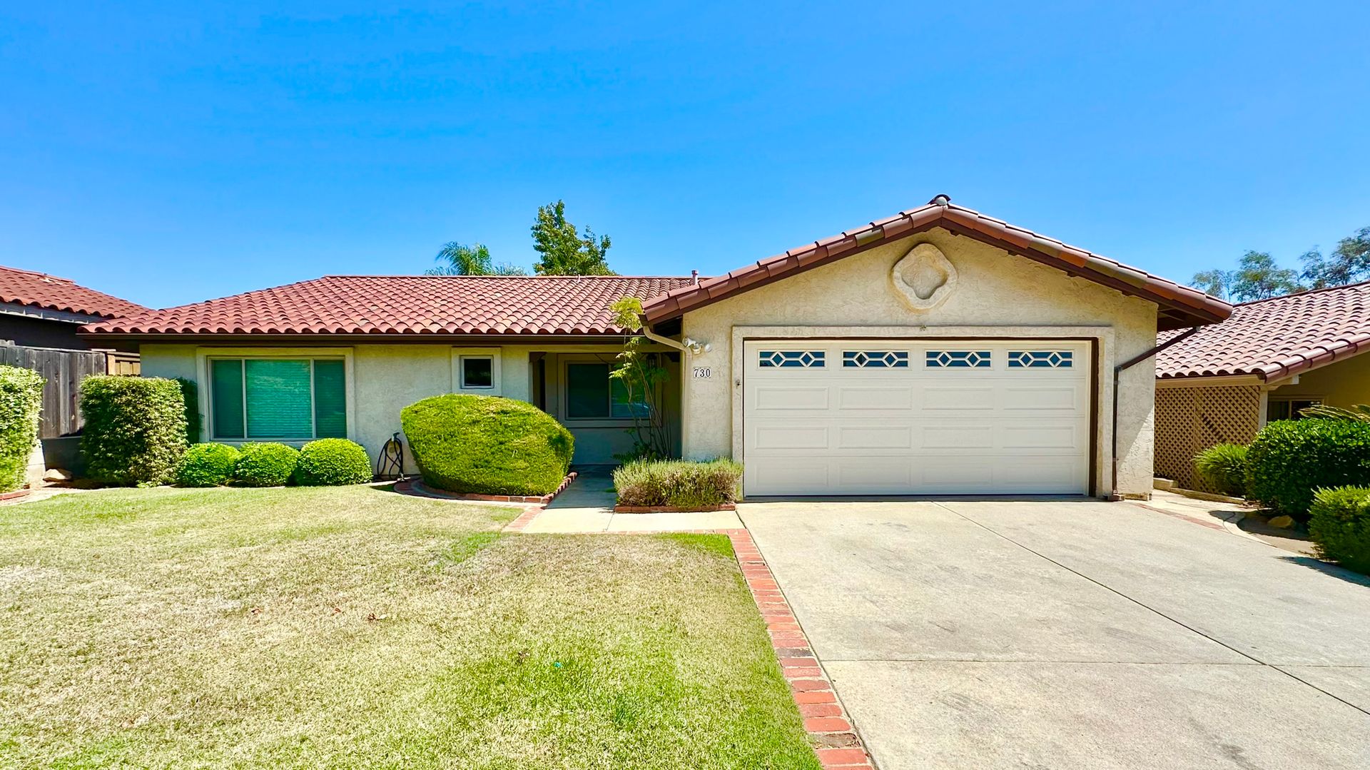 Fallbrook House: 730 Morro Road