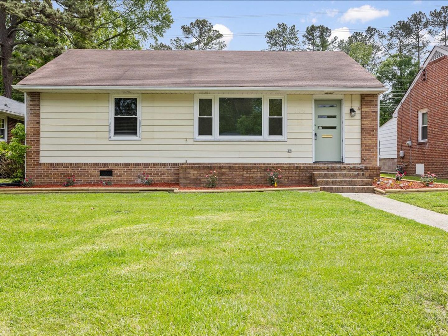 Petersburg House: 750 Hampton Rd