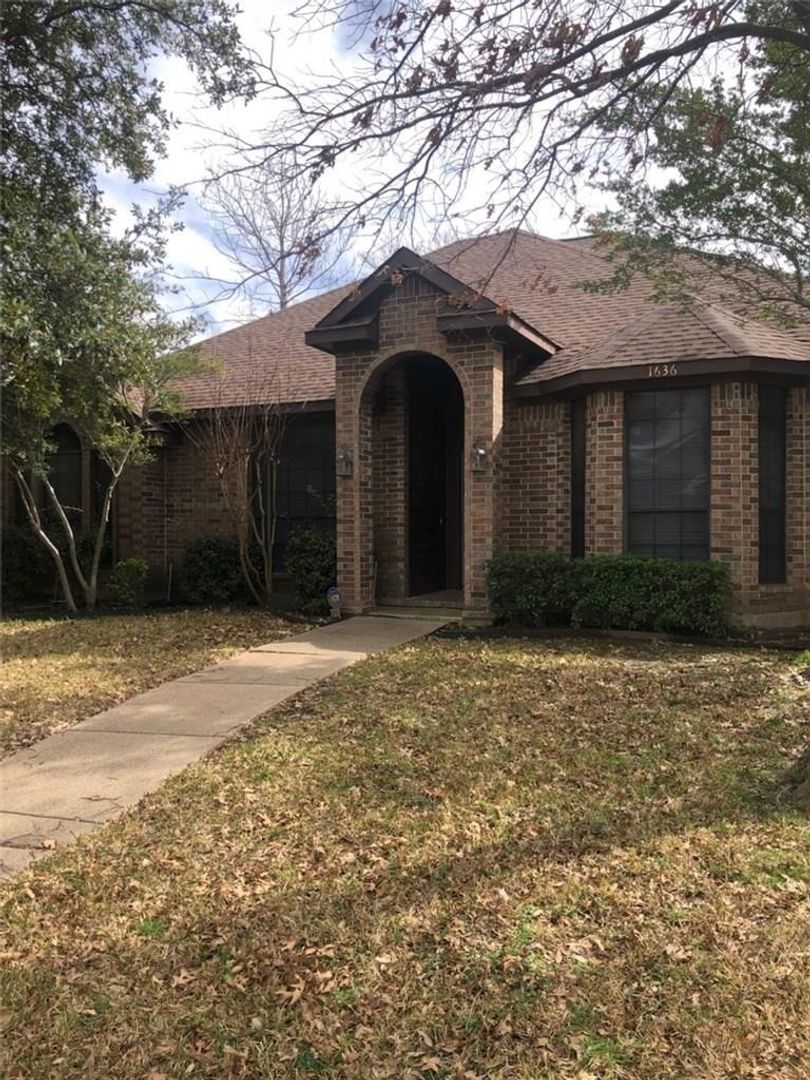 Mesquite House: 1636 Ariel Drive