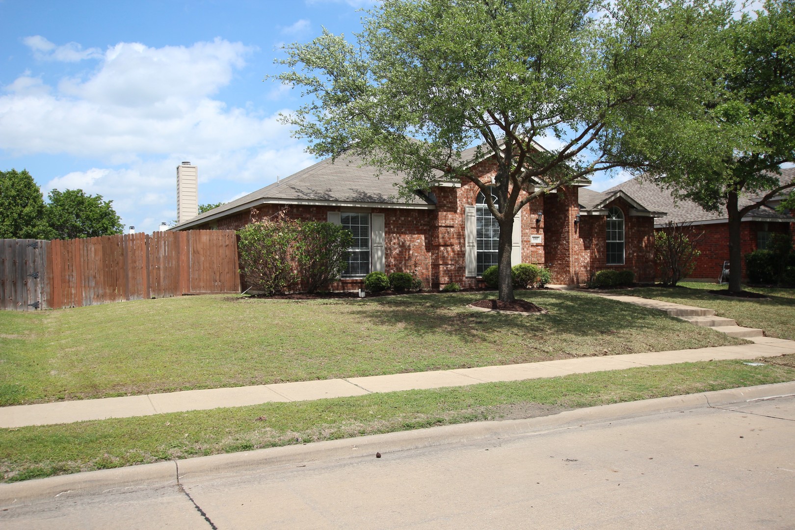 Allen House: 1707 Barton Springs (Owner Maintained)