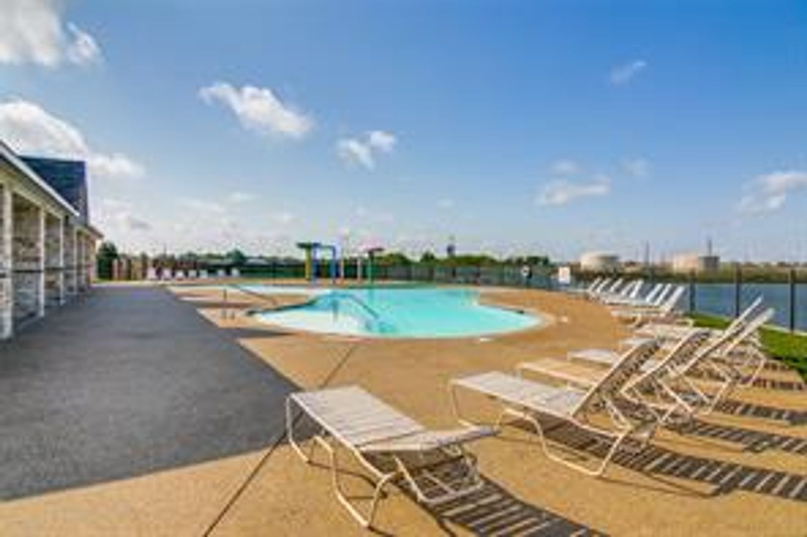 Royse House: 1124 Basswood Lane