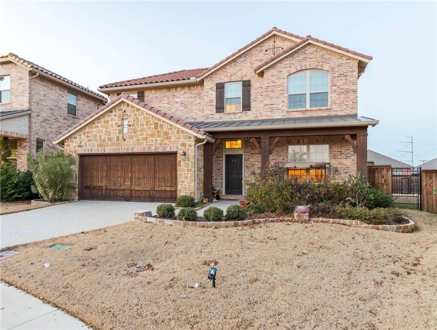 Irving House: 423 Palacio Street