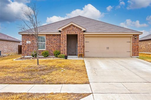 You will want to see this home as it is a great value! Located at the back of the Magnolia neighborhood just a few houses away from a walking trail and community fishing pond.