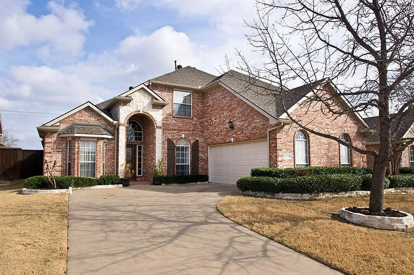 Rowlett House: 10118 St. George's Drive