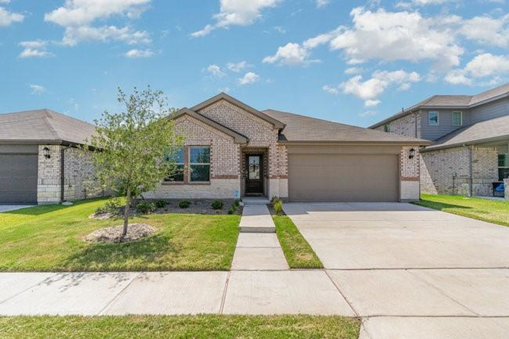 Royse City House: 5017 Bailey Way