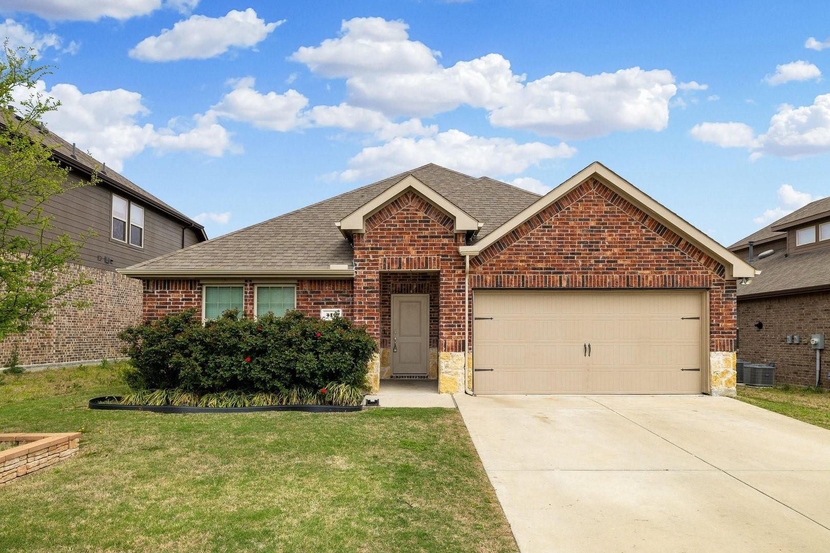 Princeton House: 410 Gunsmoke Trail,