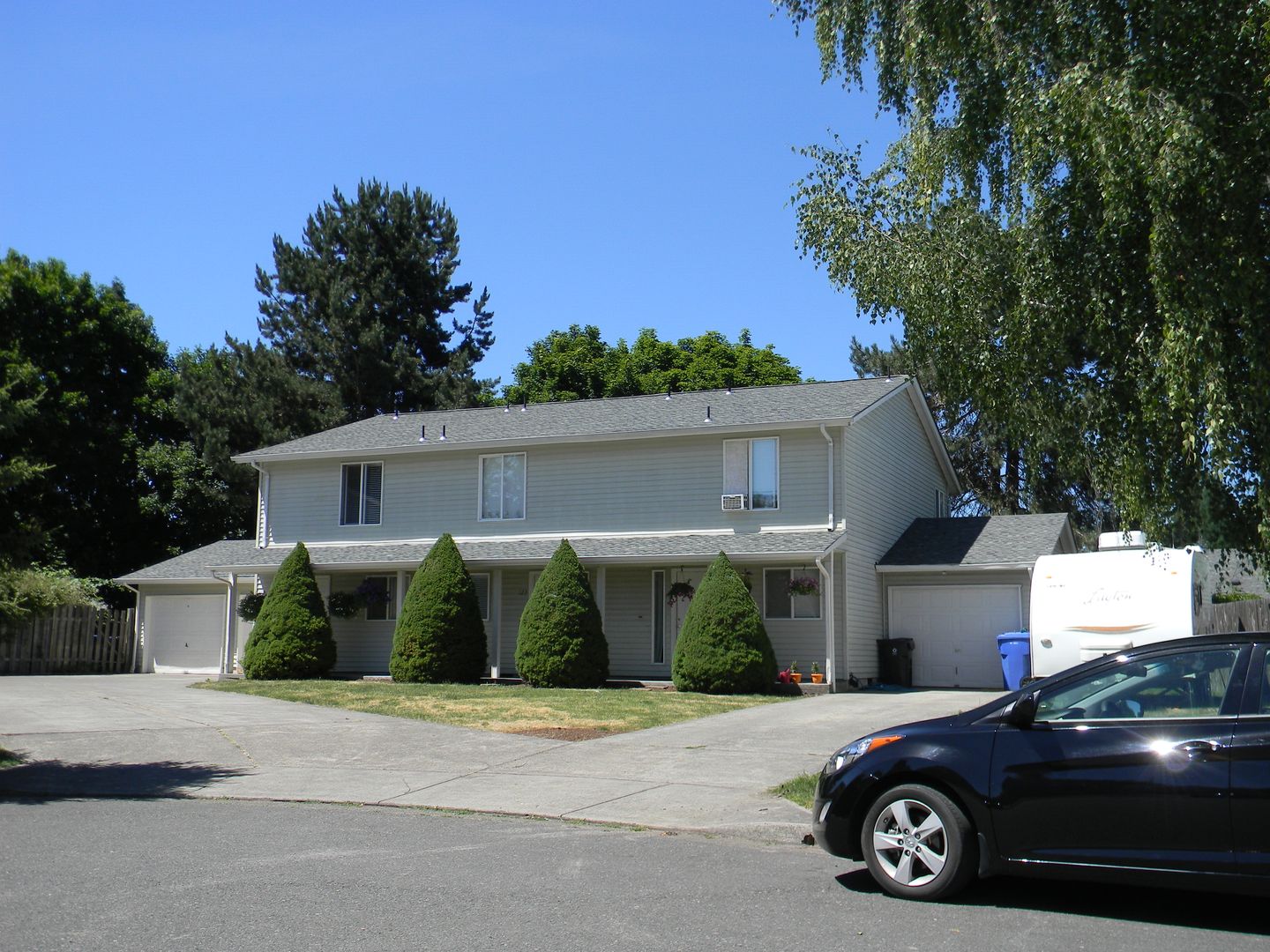 Keizer House: 123 Delta Ct. N