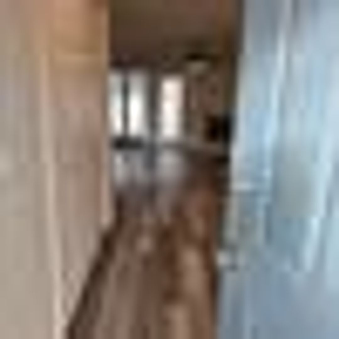 Salem House: 1575 Distinctive Ct. SE