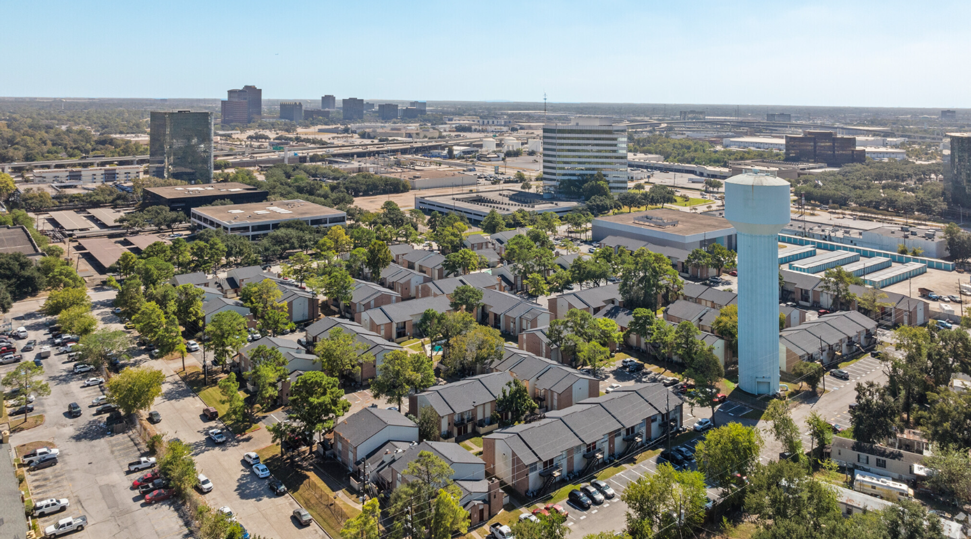 Houston Apartment: 12603 Northborough Dr