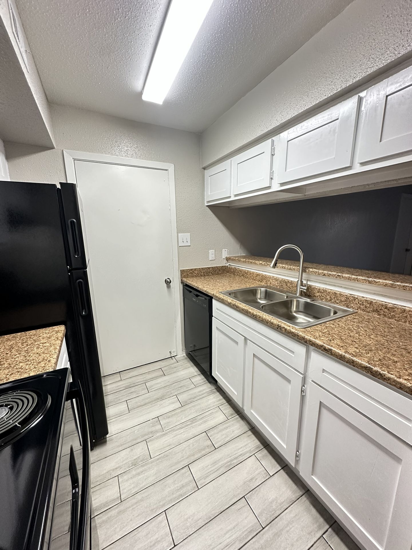 Houston Apartment: 17715 Wayforest Dr