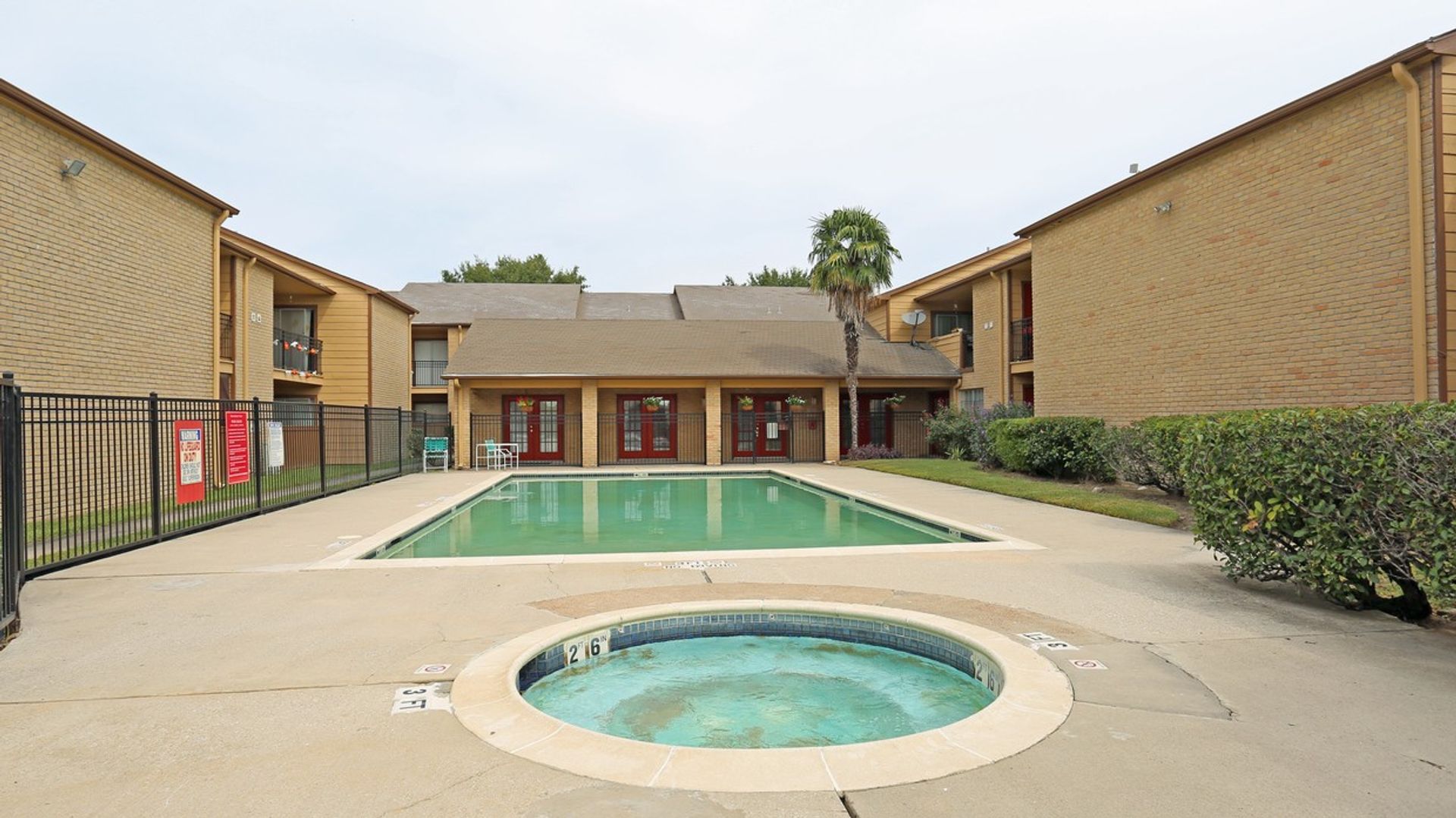 Houston Apartment: 850 Harvest Time Ln