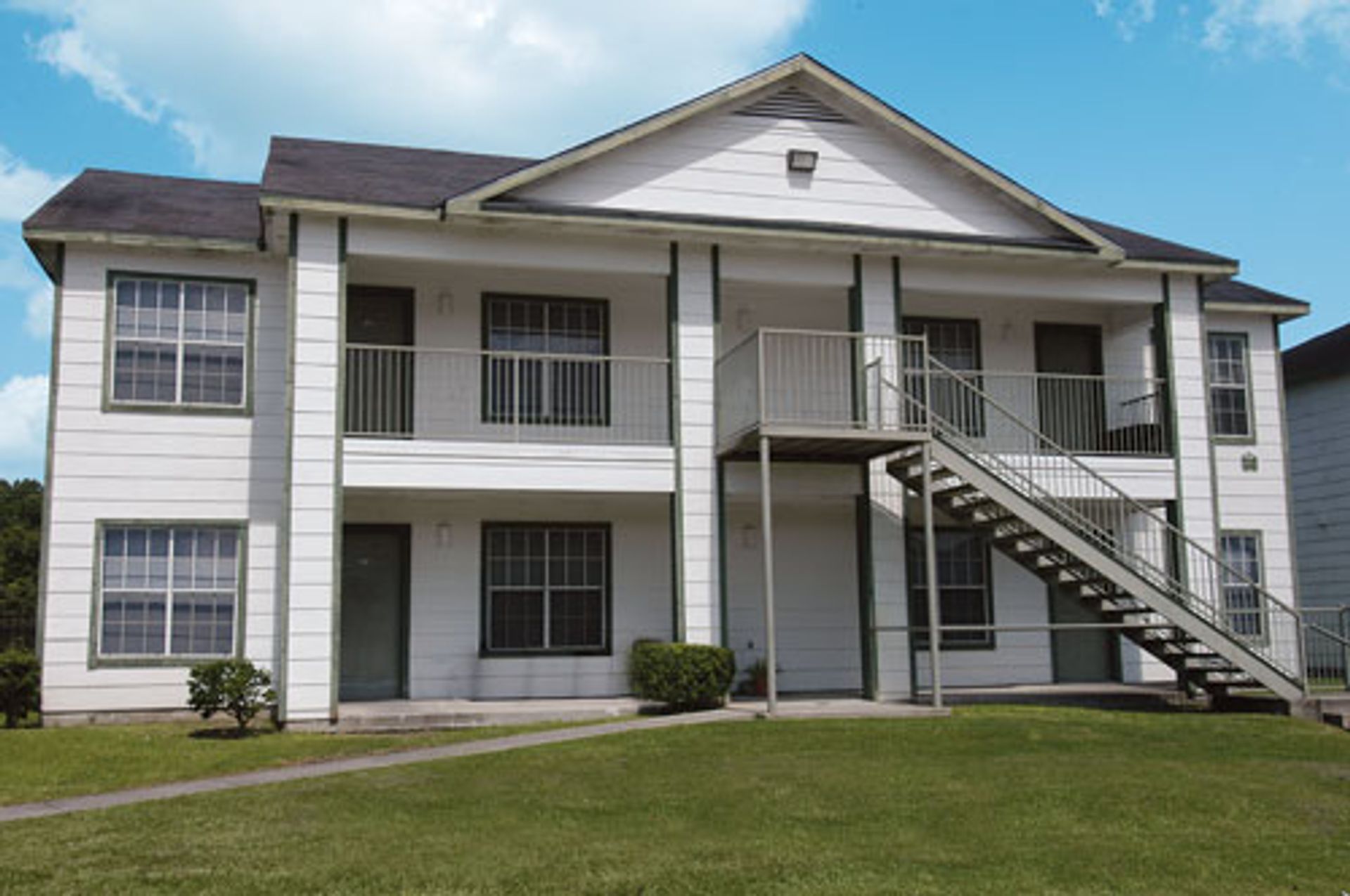 Houston Apartment: 9603 Homestead Rd