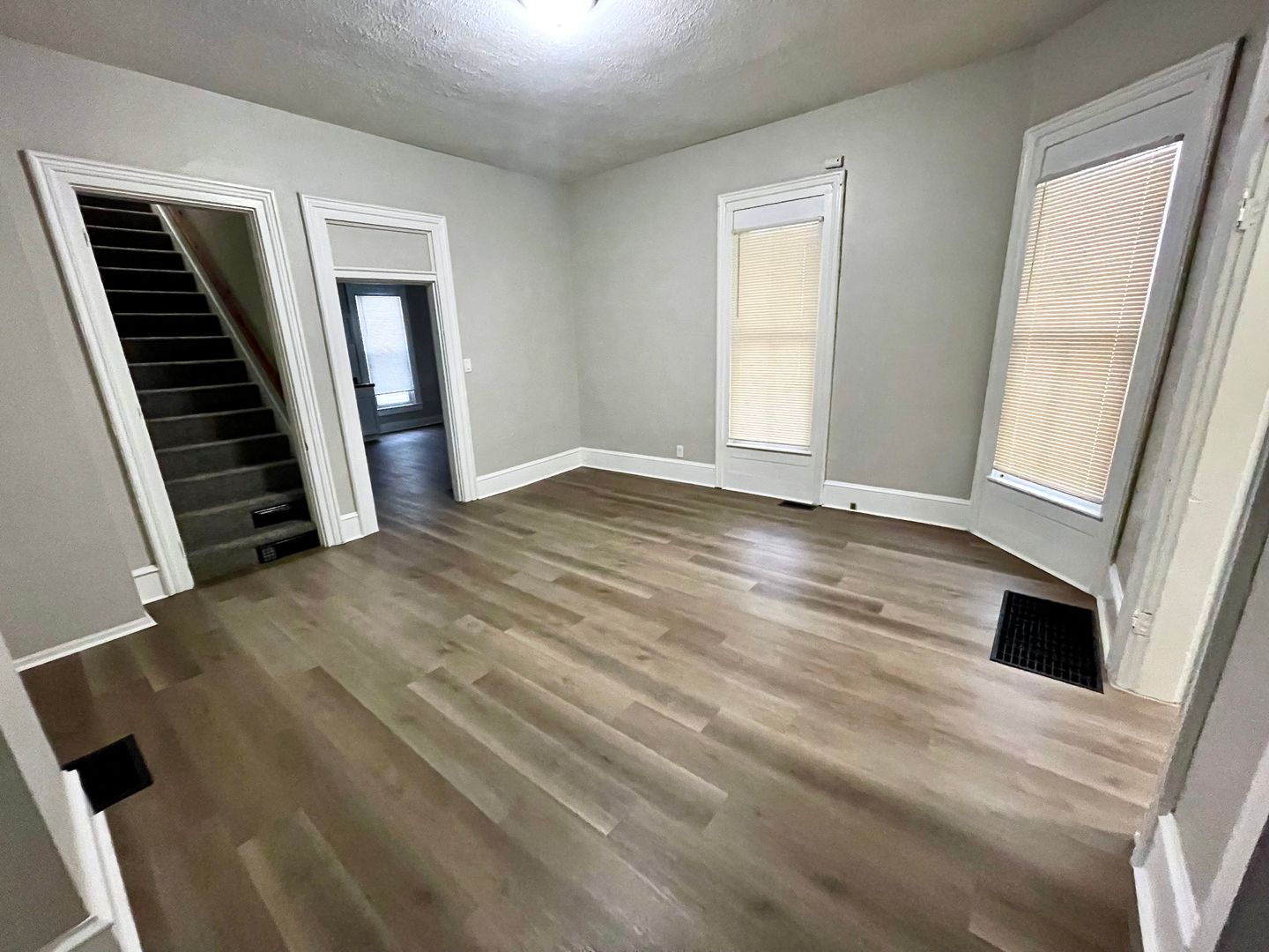 Piqua Apartment: 650 W. Ash St.