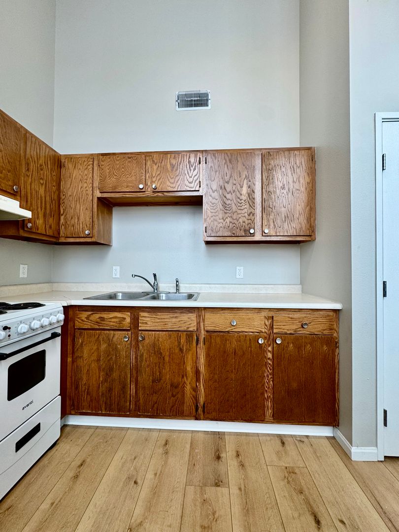 Blume Lofts 10 of 13