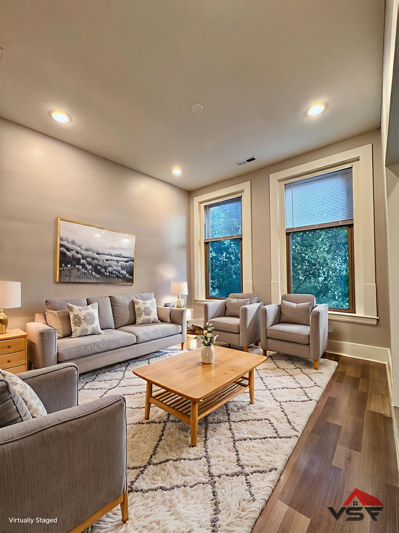 Piqua Apartment: 201 N. Wayne St.