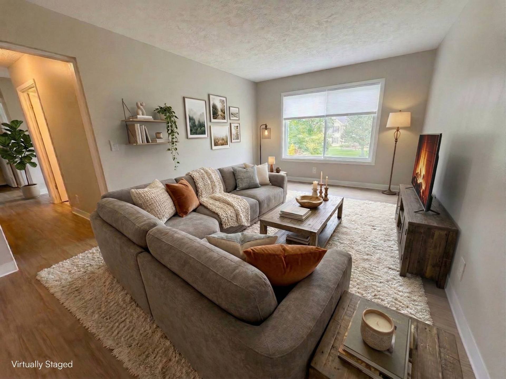 Northwood Apartment: 3617 Lakepointe Dr