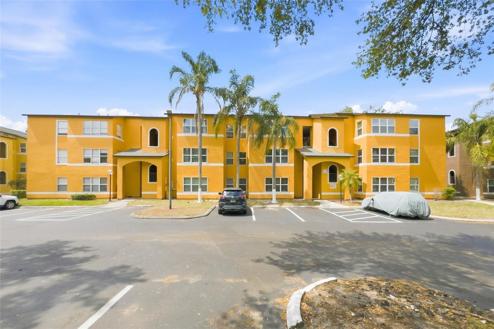Orlando House: 4532 COMMANDER DR, #2132