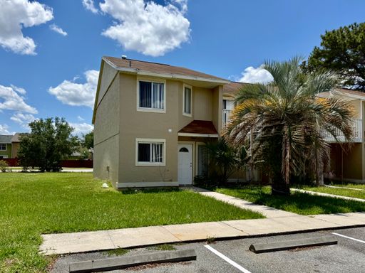 Spacious 2-Story Townhome in Buena Ventura Lakes – 2 Bed / 2.5 Bath – photo 1