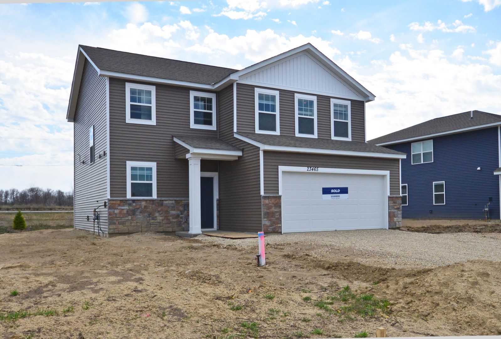 Rogers House: 23465 Ashbury Dr