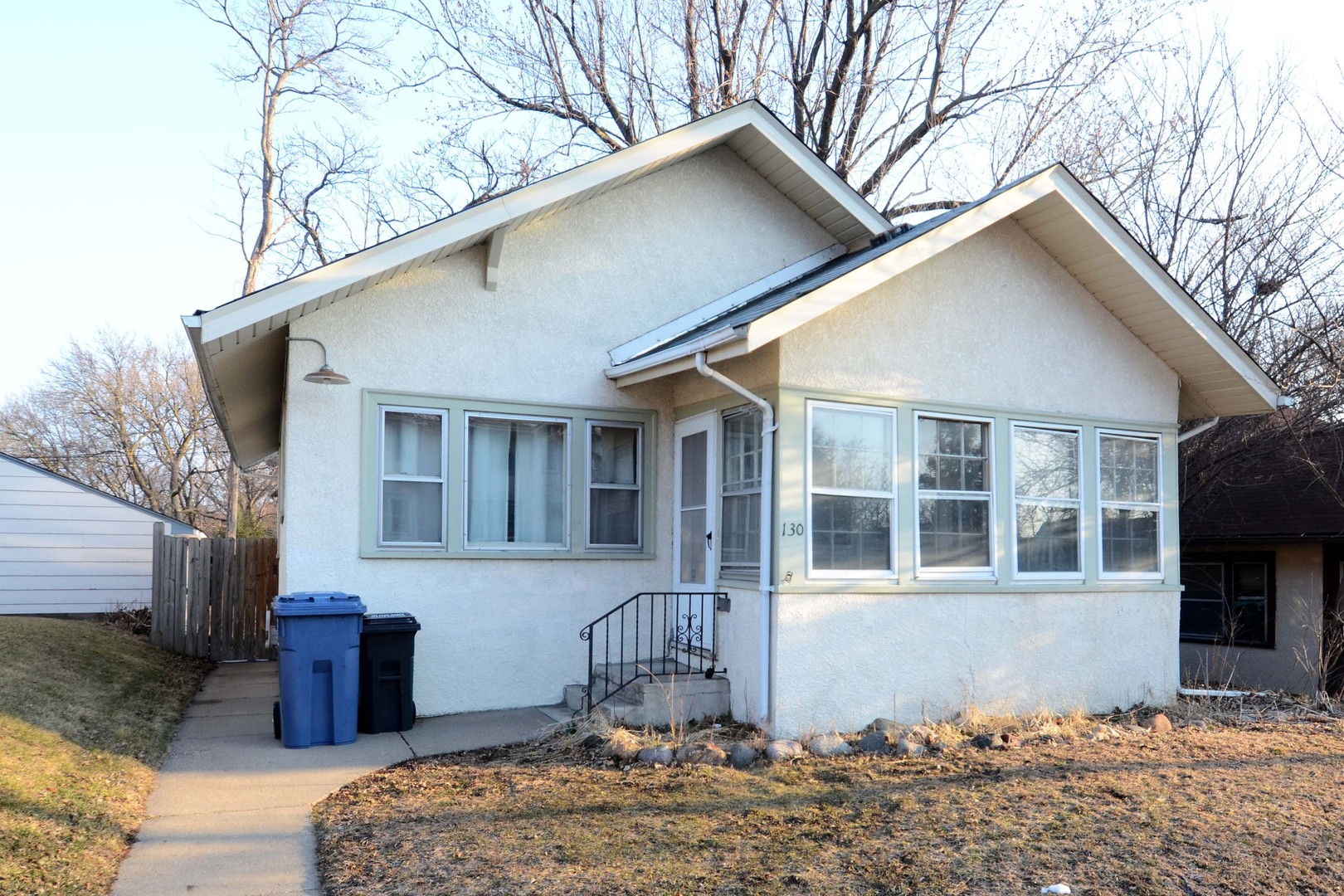Minneapolis House: 130 West 44th St
