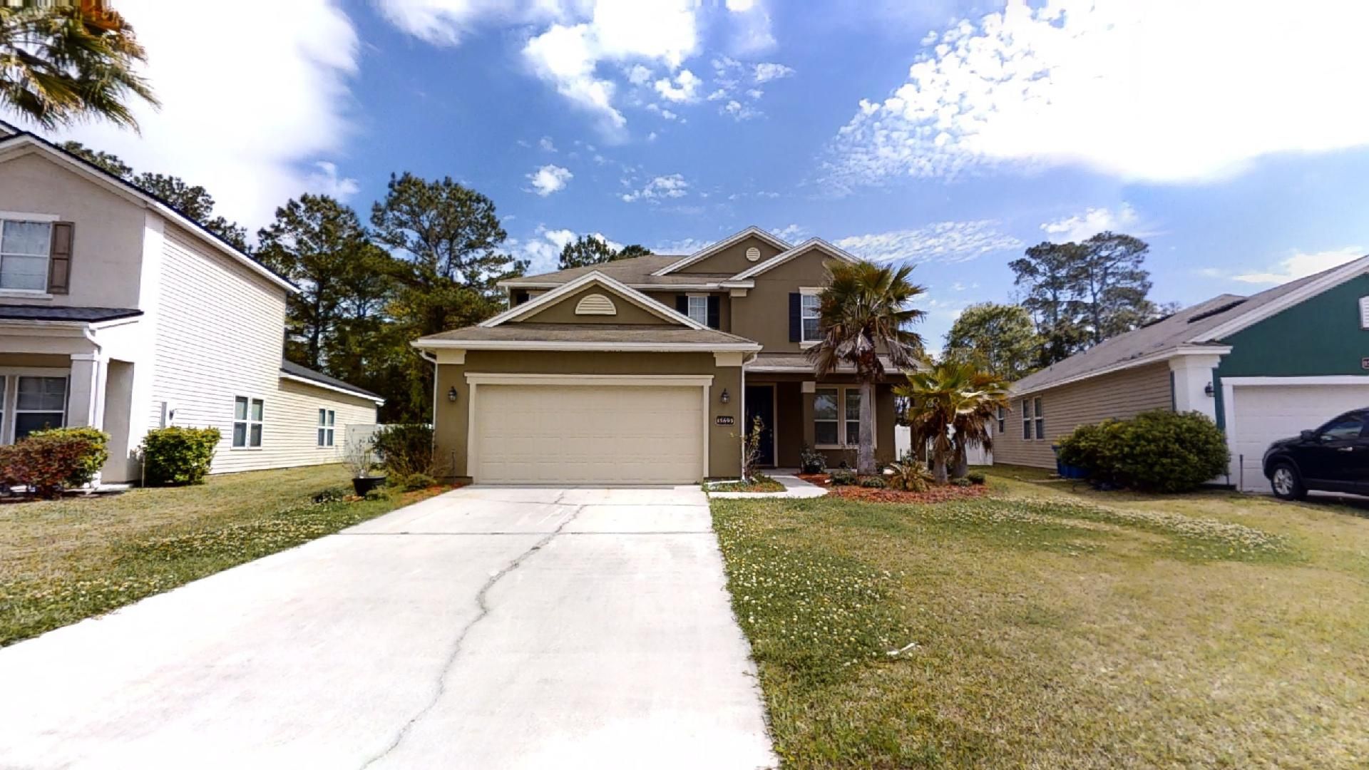 Jacksonville House: 15695 Lexington Park Boulevard