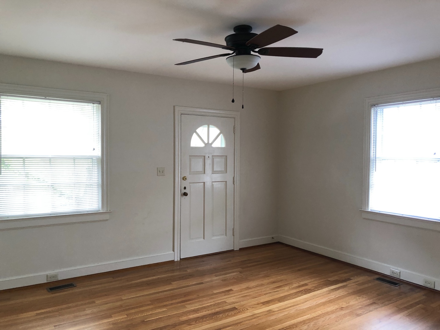 2010 Ward St., LS, Durham, NC 27707